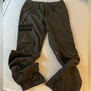Women’s Holden Classics Lizzie Pants, Flint, Size M like new